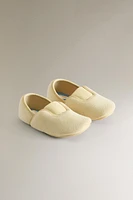 STRETCH SLIPPERS