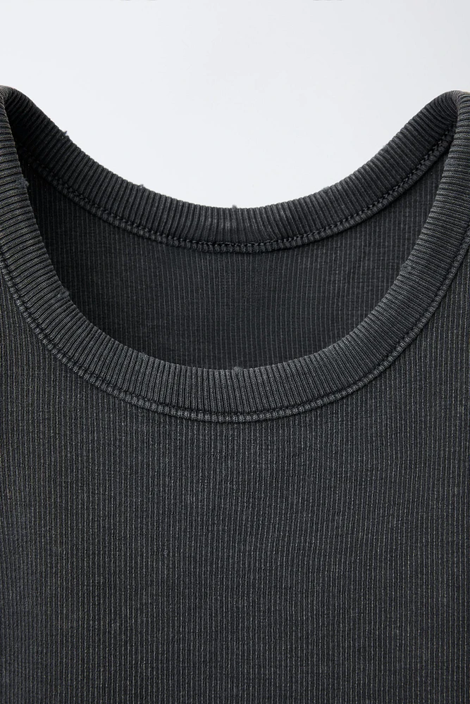 RIBBED WASHED EFFECT T-SHIRT