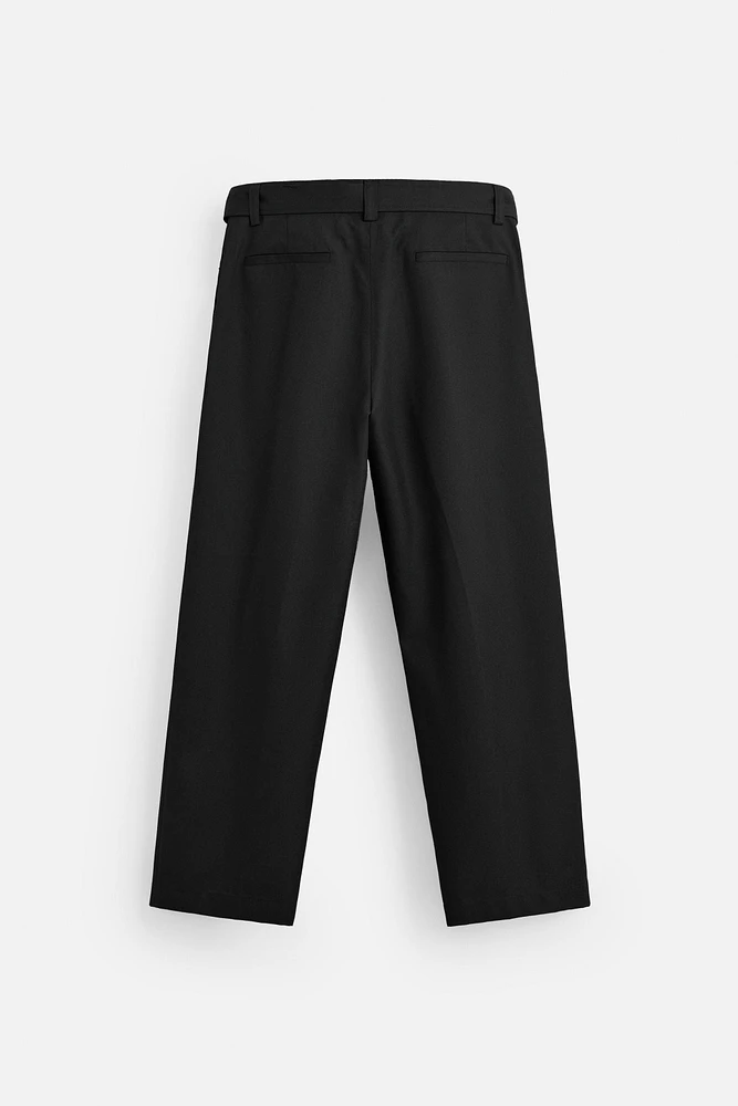 PLEATED PANTS WITH BELT
