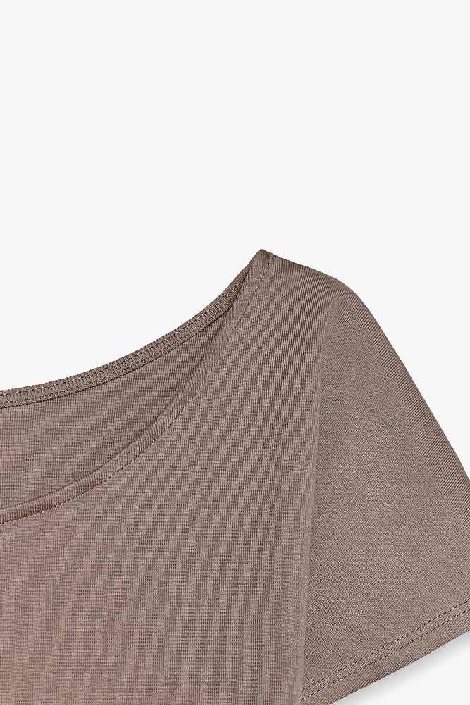 T-SHIRT À MANCHES COURTES