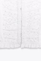 TOP AVEC BRODERIES PERFORÉES