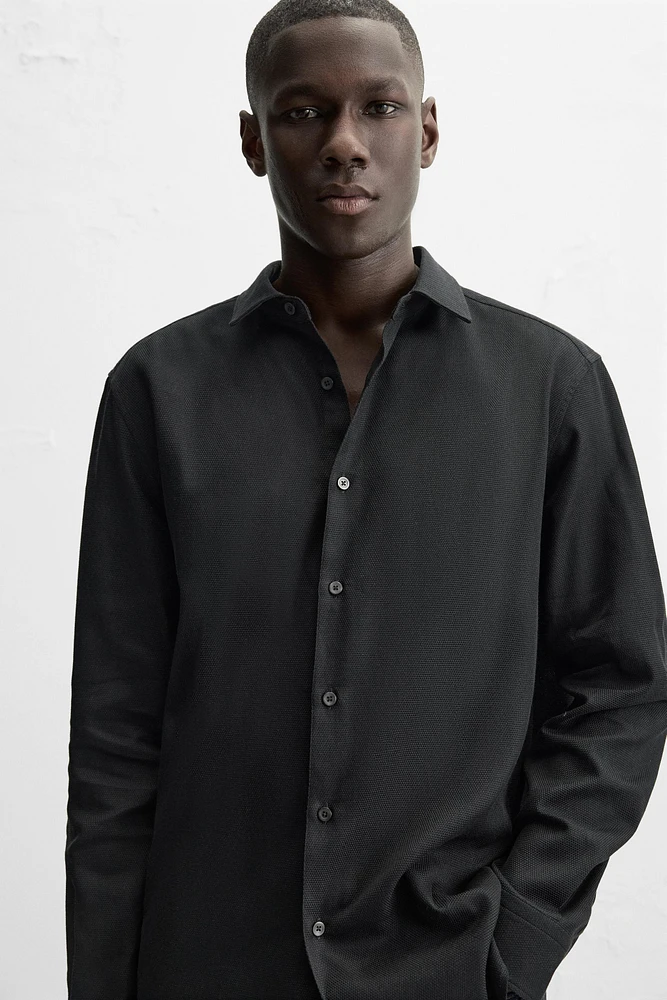 EASY CARE TEXTURED SHIRT