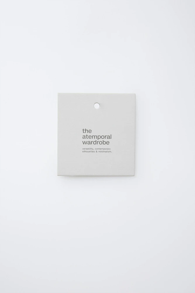 PLAIN T-SHIRT WITH EMBROIDERED TEXT