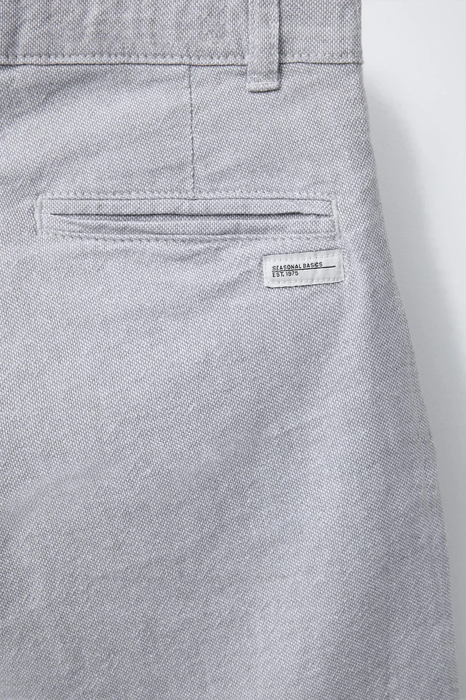 BERMUDA STYLE CHINO CONTENANT DU LIN