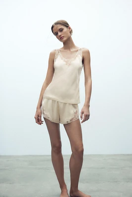 LACE TRIM PAJAMA SHORTS