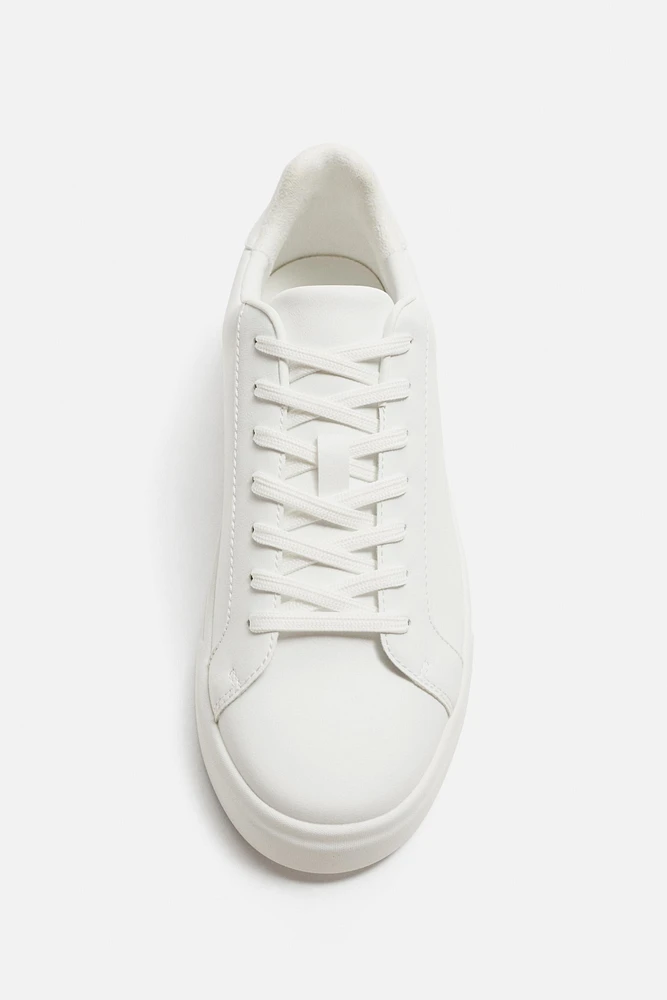 TENNIS MONOCHROMES