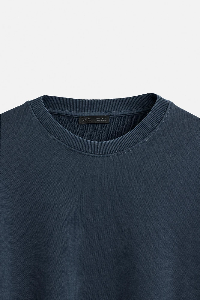 SOFT WASHED SWEATSHIRT