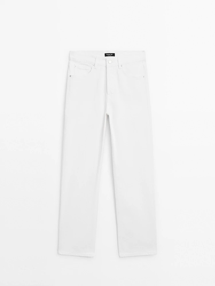 Straight mid-rise jeans