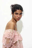 EMBROIDERED RUFFLED TOP