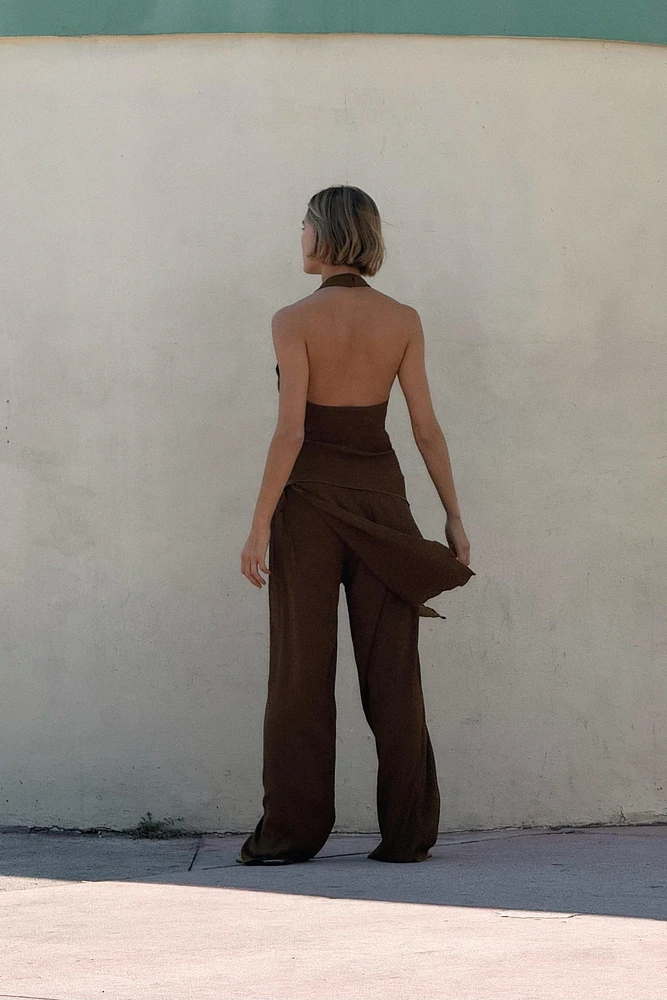 TOP HALTER DRAPÉ À TEXTURE