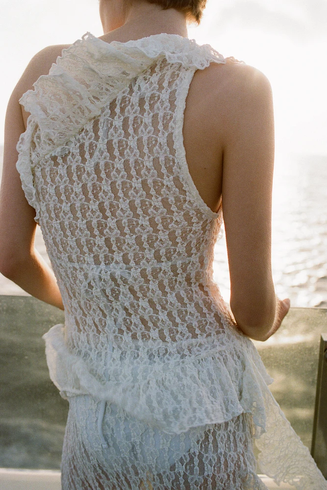 ASYMMETRIC LACE TOP