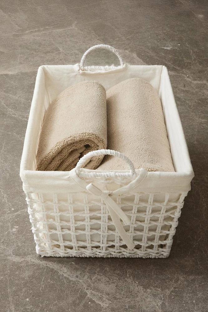 HAMPER WITH FABRIC LINING