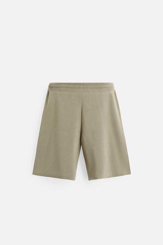 RELAXED FIT KNIT SHORTS