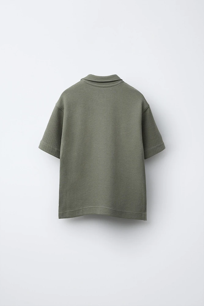 TEXTURED SHIRT AND BERMUDA SET