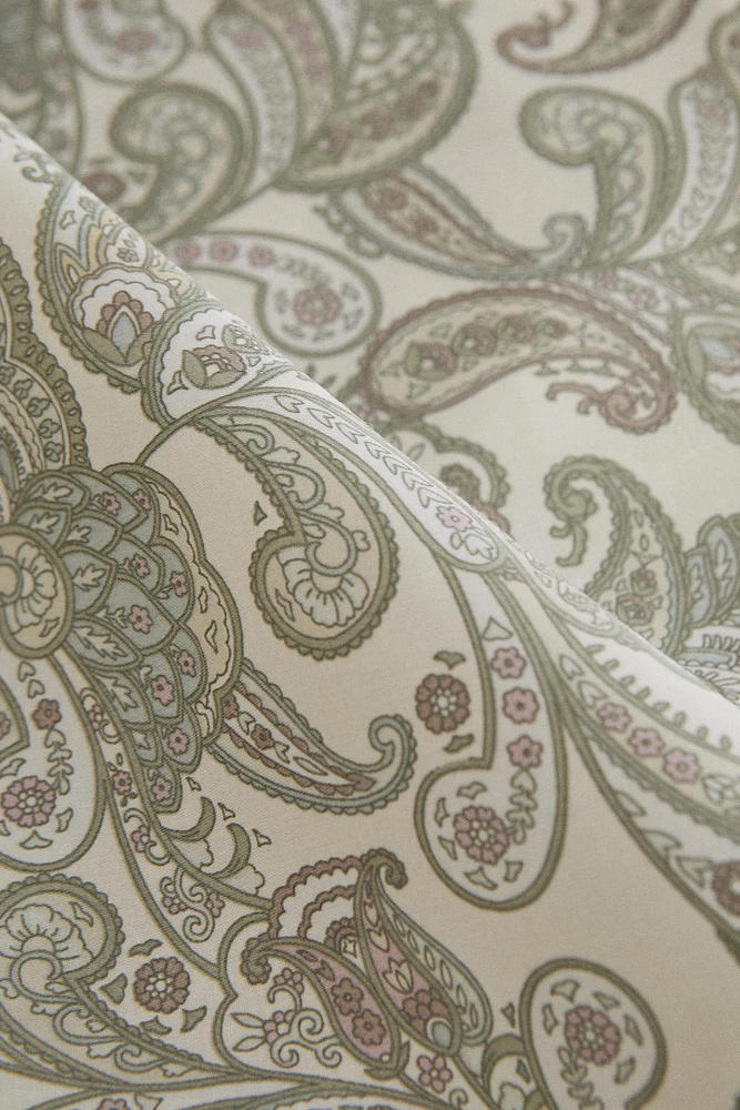 DRAP DE DESSUS SATIN PAISLEY