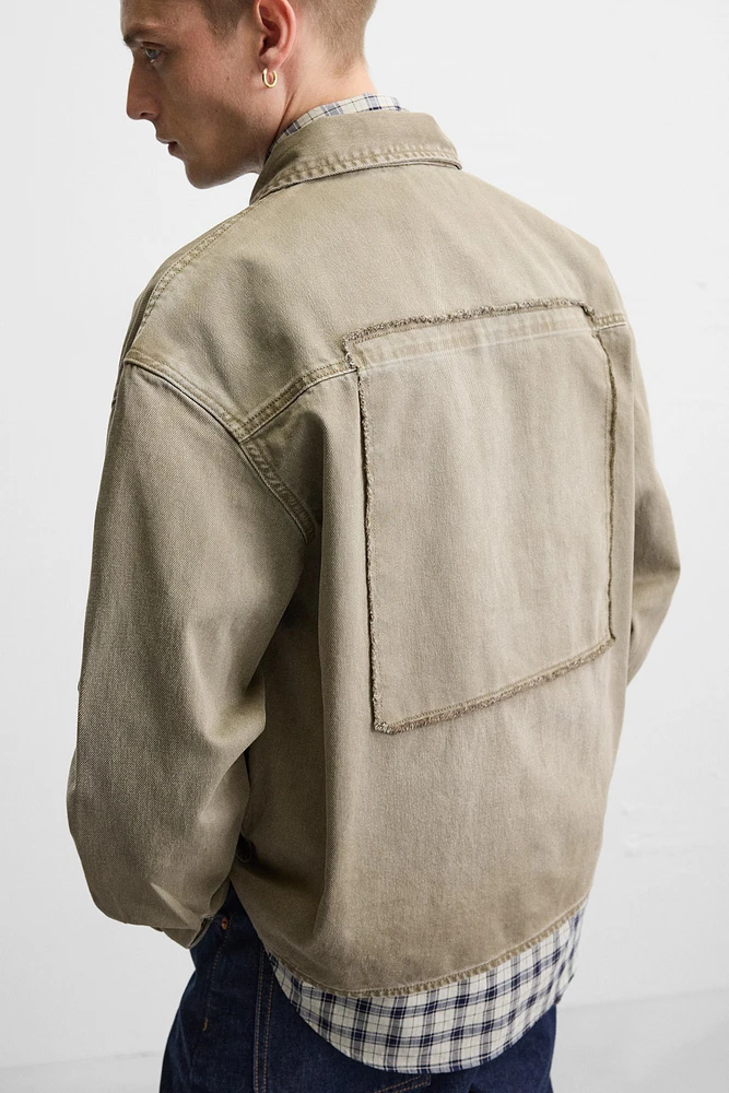 SURCHEMISE RELAXED FIT AVEC PIÈCE