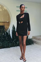 ROBE COURTE CUT OUT