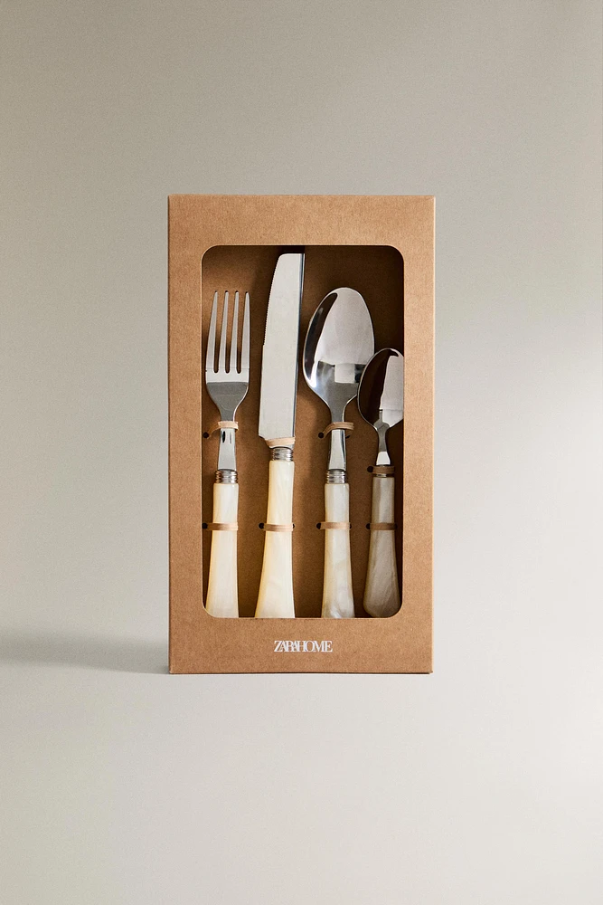 4-PIECE FLATWARE SET WITH PEARL-EFFECT HANDLE