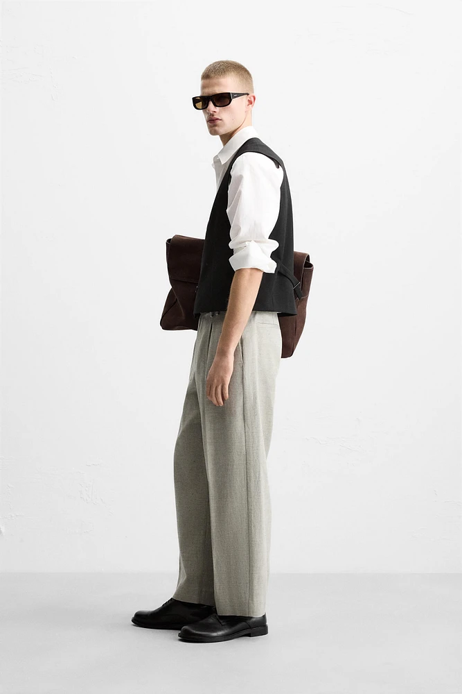 PANTALON DE COSTUME STRUCTURÉ AVEC LIN