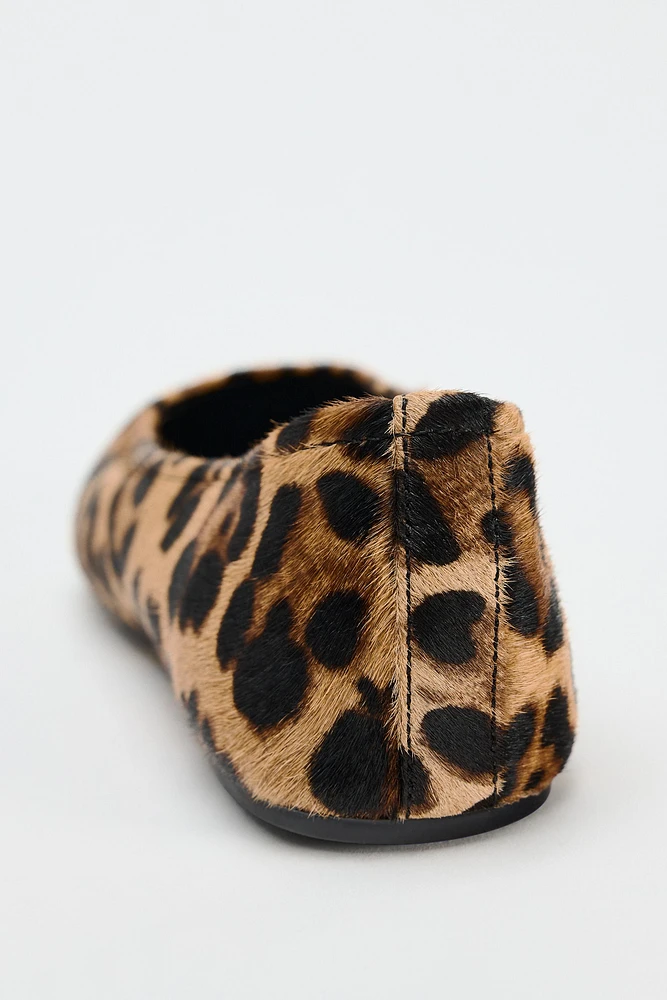 ANIMAL PRINT LEATHER BALLET FLATS