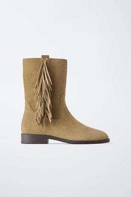 SPLIT LEATHER FRINGED BOOTS