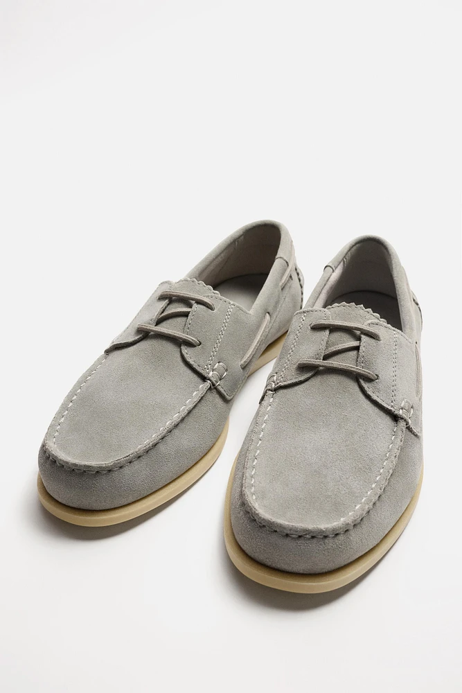 CHAUSSURES BATEAU EN CUIR