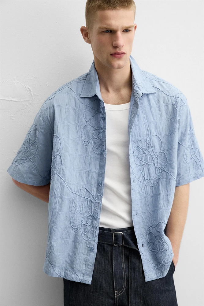 CHEMISE EN JACQUARD BRODÉE