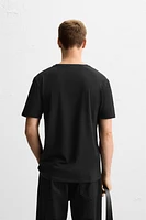 BASIC V-NECK T-SHIRT