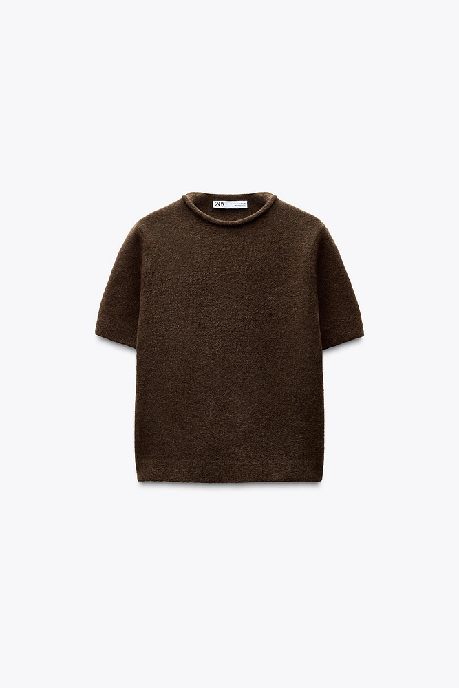 SOFT SHORT SLEEVE KNIT SWEATER