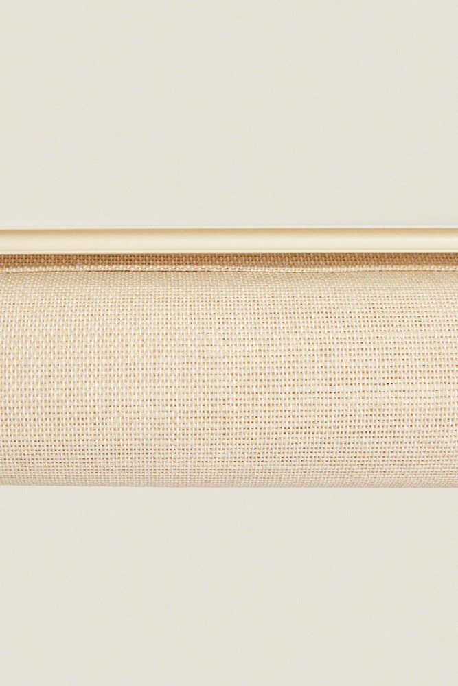 CURTAIN | MEDIUM OPACITY JUTE RETRACTABLE BLIND