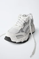 MESH SNEAKERS