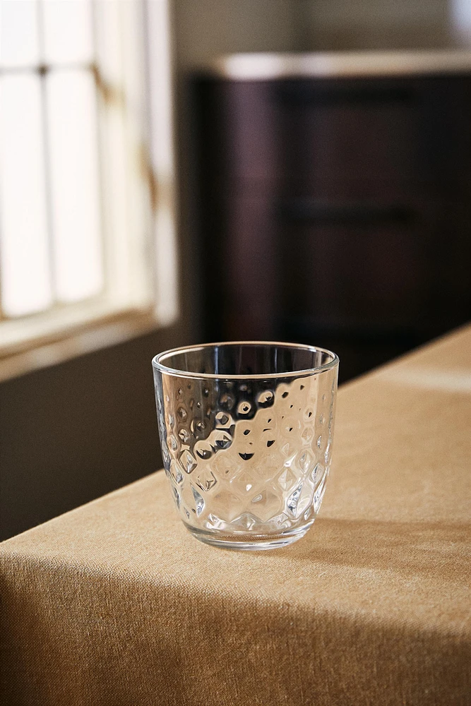 RAISED DESIGN TUMBLER