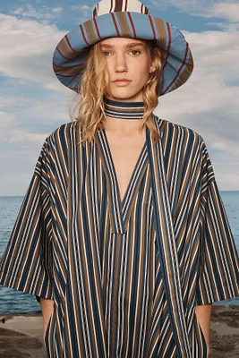 LIMITED EDITION STRIPED REVERSIBLE BUCKET HAT