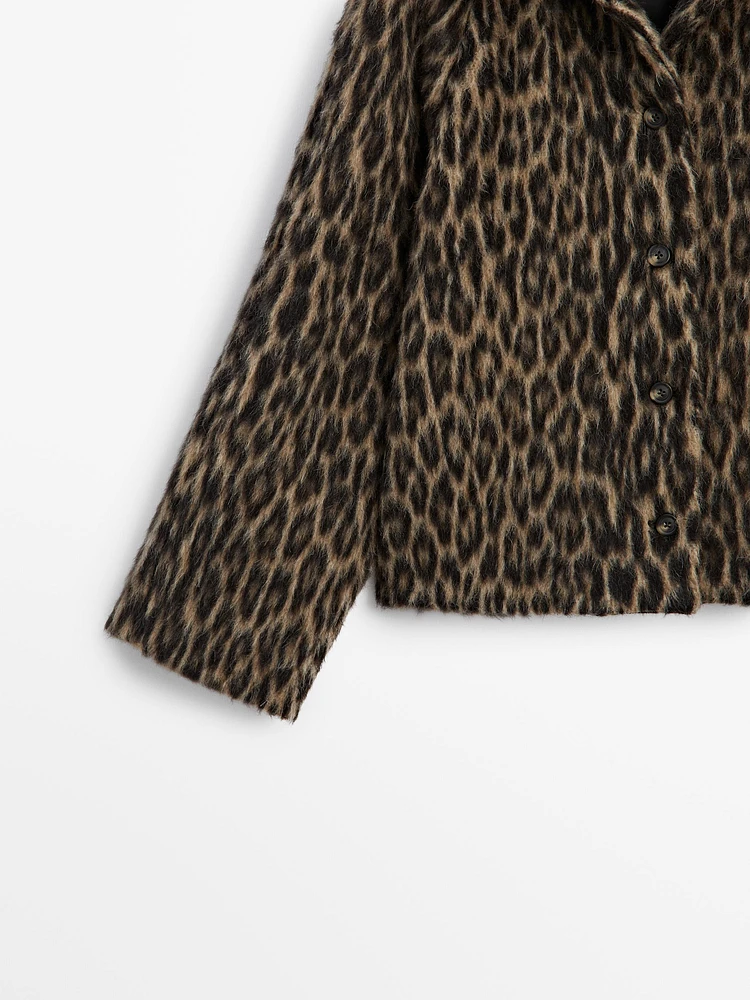 Short animal print collared coat