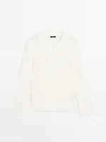 Cotton blend V-neck sweater