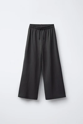 FLOWY WIDE LEG PANTS