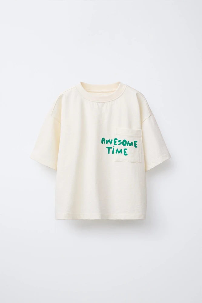 POCKET T-SHIRT WITH TEXT