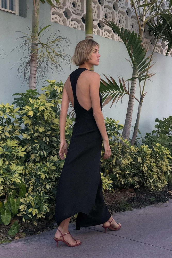 FLOWY TEXTURED DRESS