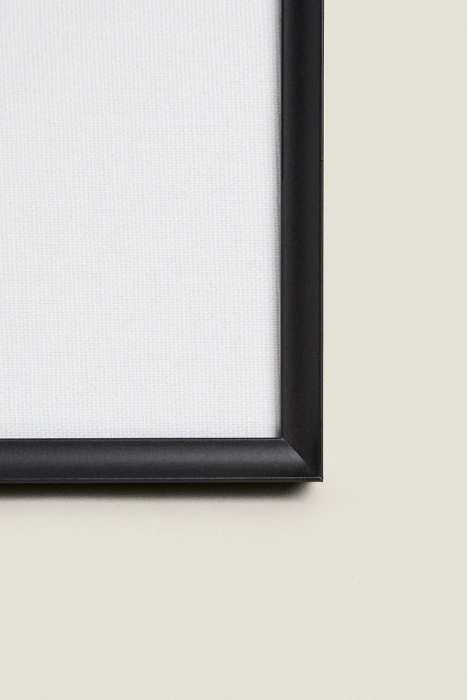 BLACK METAL PICTURE FRAME