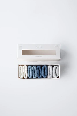 LOT DE QUATRE PAIRES CHAUSSETTES COLORÉES