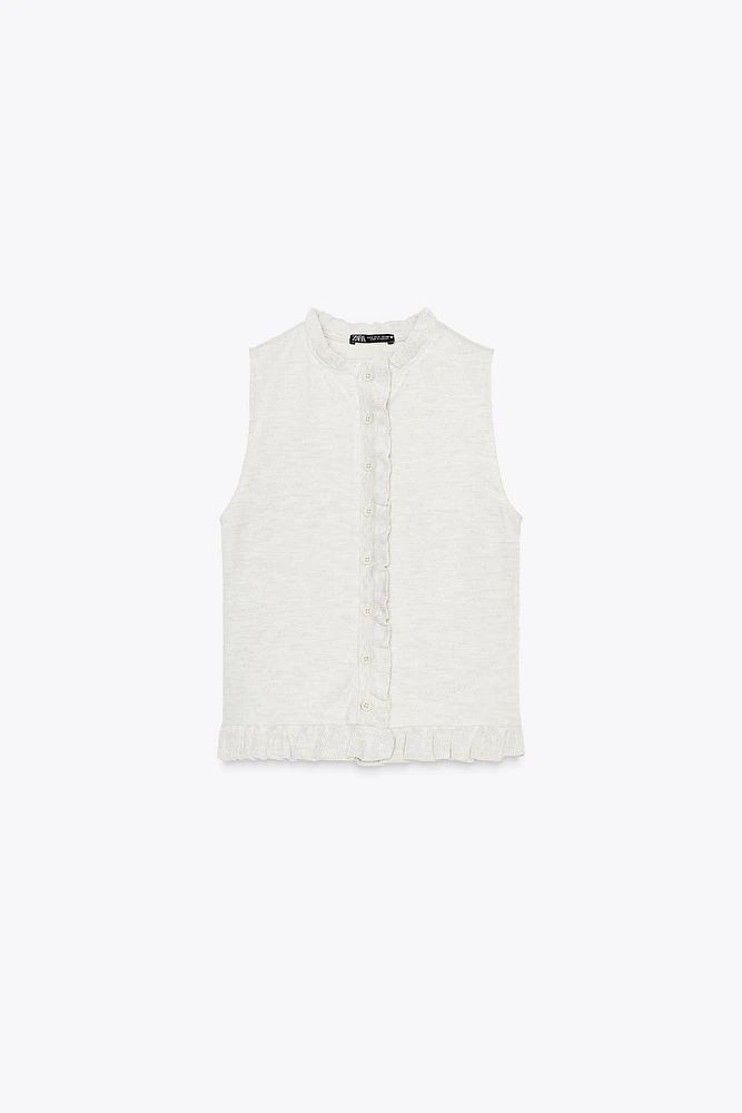 SOFT RUFFLED TOP