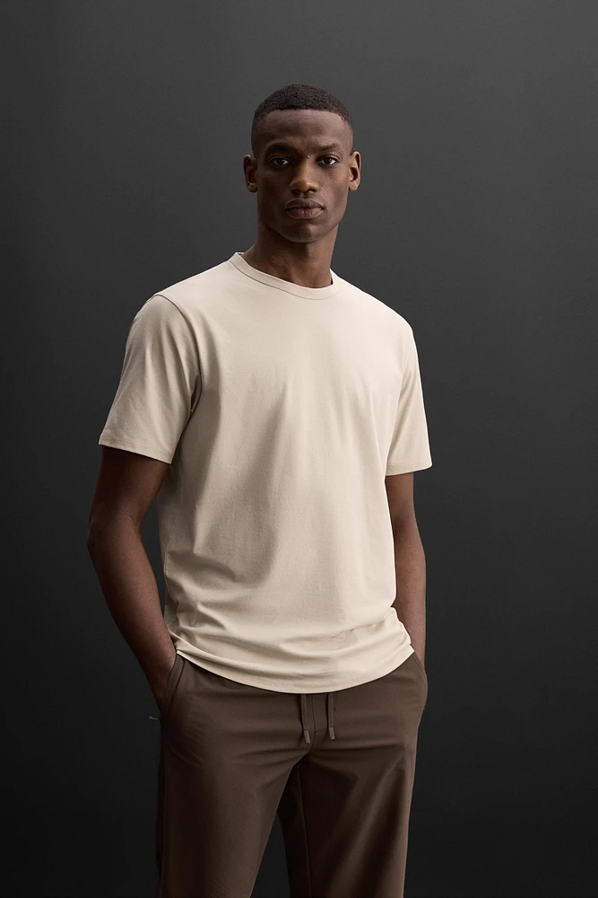 RELAXED TRAINING T-SHIRT