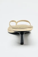 METALLIC EFFECT KITTEN SANDALS