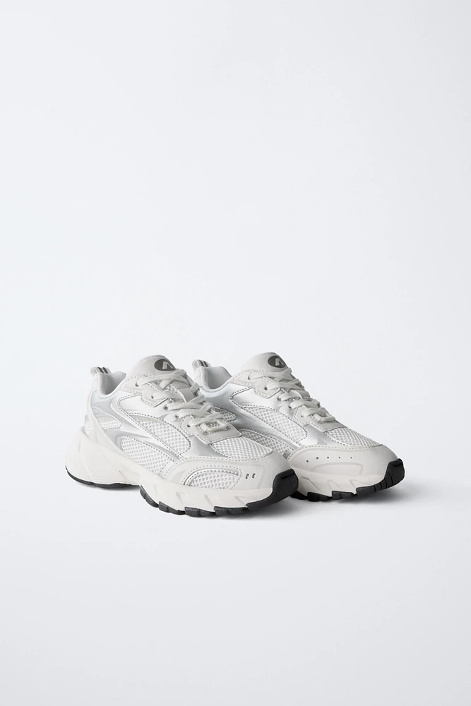 MESH SNEAKERS