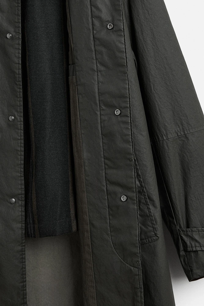WAXED TRENCH COAT WITH CONTRAST COLLAR