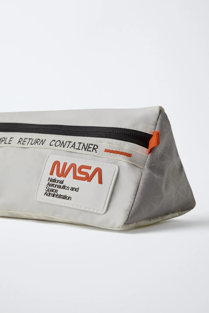 TROUSSE © NASA
