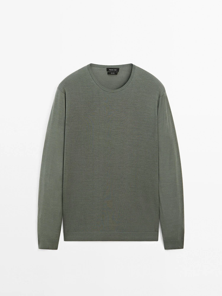 100% merino wool knit sweater