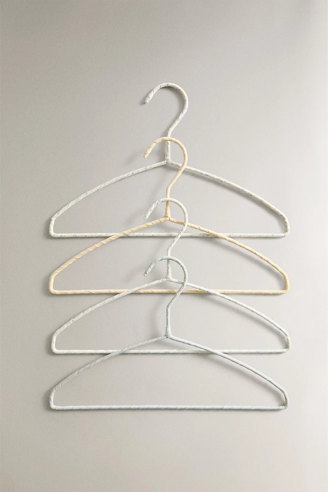 SET OF LINED BABY HANGERS (SET OF 4)