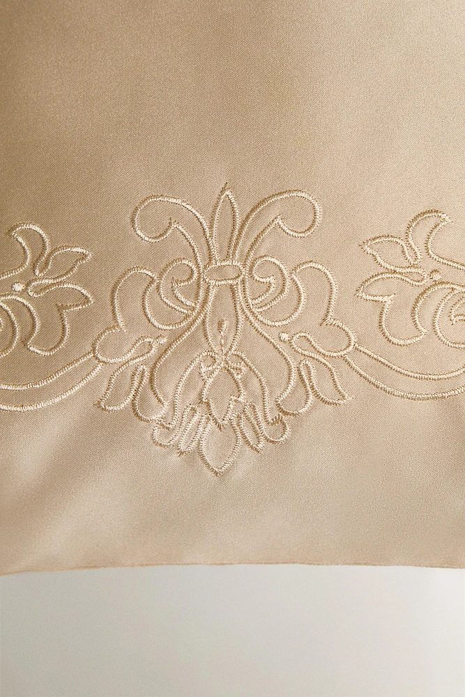 EMBROIDERED THROW PILLOW COVER