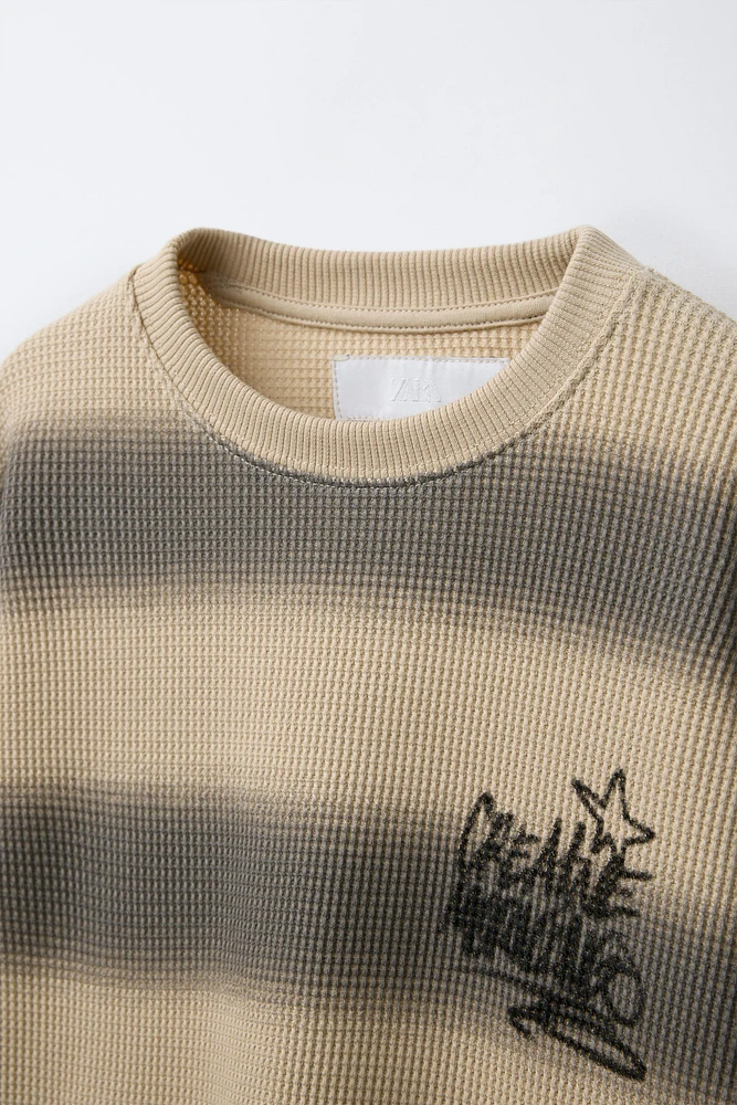 T-SHIRT WAFFLE À RAYURES